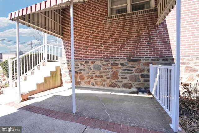 329 N OAK AVE, Clifton Heights, PA 19018