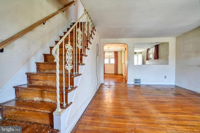 329 N OAK AVE, Clifton Heights, PA 19018