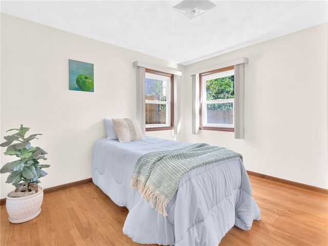 39 Gray Street, Providence, RI 02909