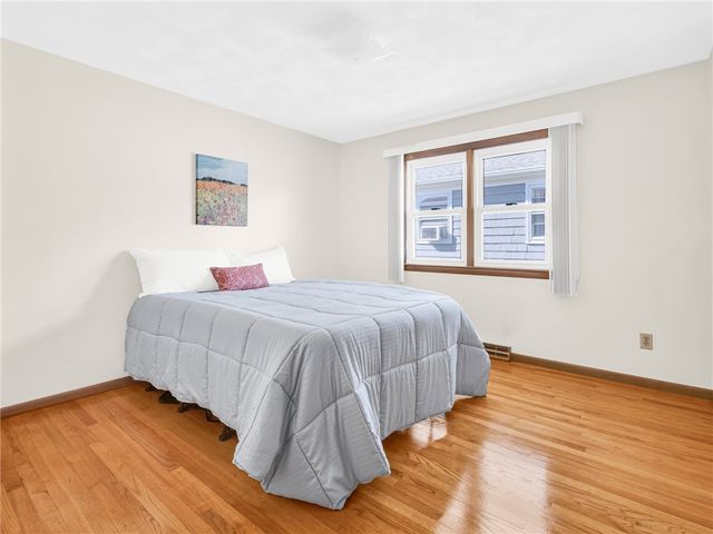 39 Gray Street, Providence, RI 02909