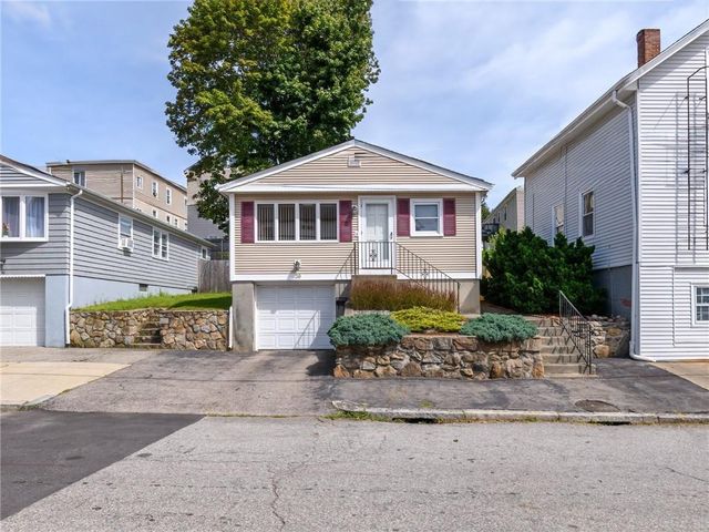 39 Gray Street, Providence, RI 02909
