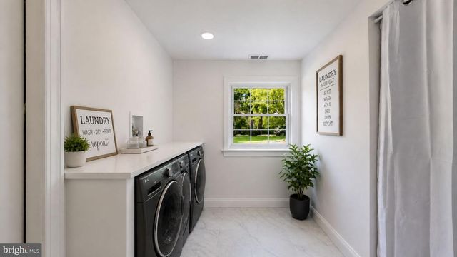 3775 BUCKINGHAM DR, Doylestown, PA 18902