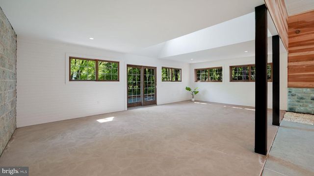 3775 BUCKINGHAM DR, Doylestown, PA 18902