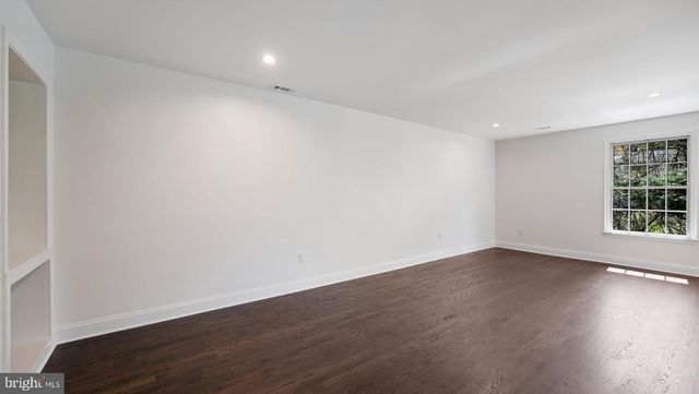 3775 BUCKINGHAM DR, Doylestown, PA 18902