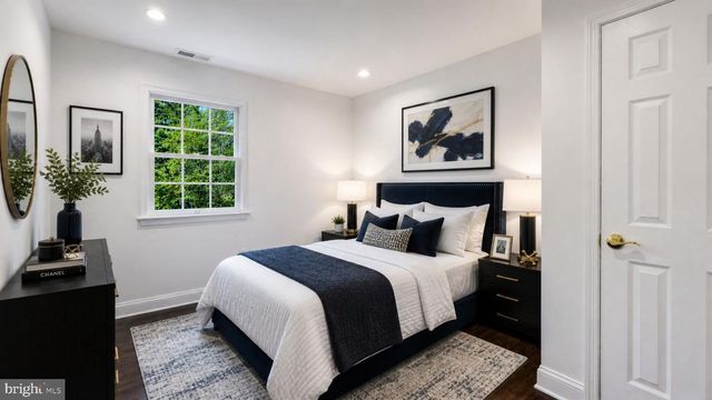 3775 BUCKINGHAM DR, Doylestown, PA 18902