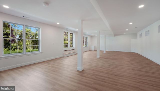 3775 BUCKINGHAM DR, Doylestown, PA 18902