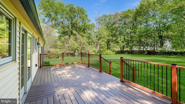 3775 BUCKINGHAM DR, Doylestown, PA 18902