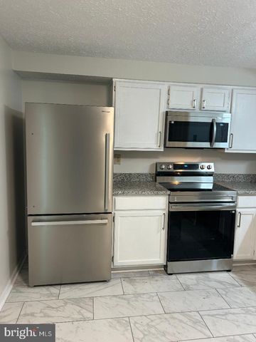 41 VANDERBILT CT, Sicklerville, NJ 08081