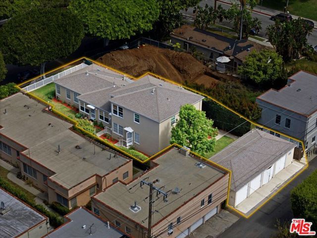 2458 Oak Street, Santa Monica, CA 90405
