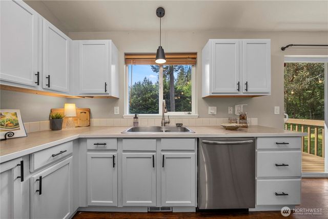 13014 97th Avenue NW, Gig Harbor, WA 98329