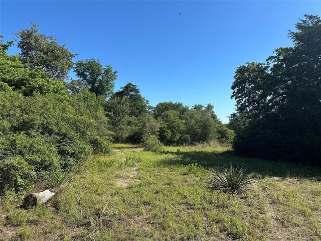 32AC Cr 363, Buffalo, TX 75831