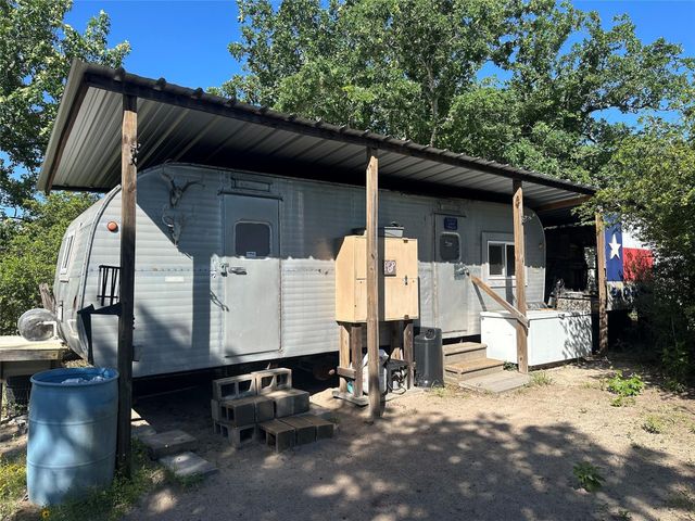 32AC Cr 363, Buffalo, TX 75831