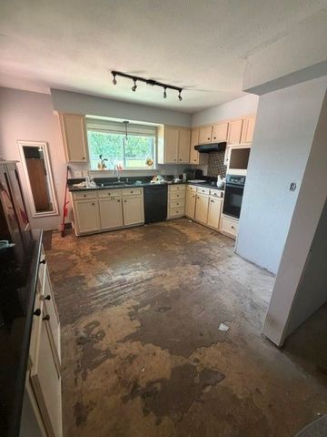 4 Glencove Circle, Lucas, TX 75002