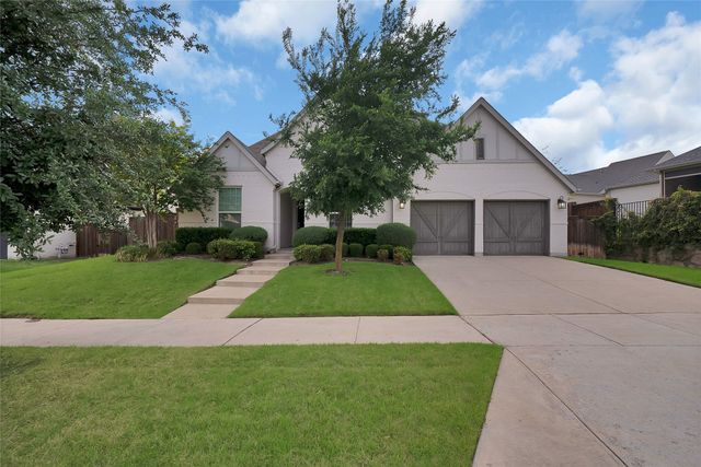 2012 Roundtree Circle E, Fort Worth, TX 76008
