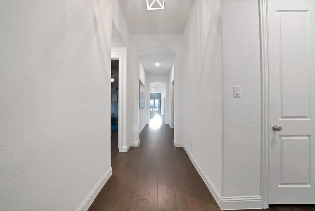 2012 Roundtree Circle E, Fort Worth, TX 76008