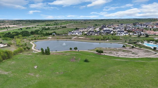 2012 Roundtree Circle E, Fort Worth, TX 76008