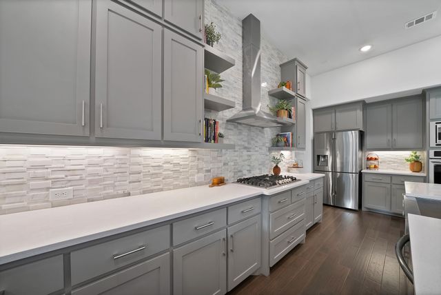 2012 Roundtree Circle E, Fort Worth, TX 76008