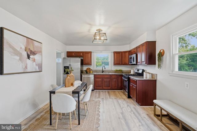 6410 FAIR OAKS AVE, Baltimore, MD 21214