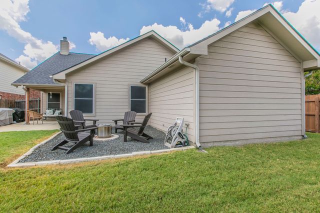 1630 Hillside Drive, Waxahachie, TX 75165