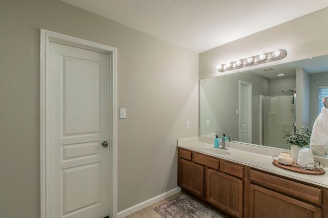 1630 Hillside Drive, Waxahachie, TX 75165