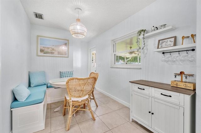 6841 13TH STREET N, St Petersburg, FL 33702