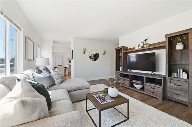 1001 N Hanover, Anaheim, CA 92801