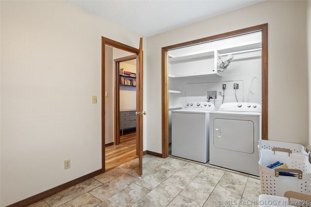 317 County Road 3022 Road, Bartlesville, OK 74003