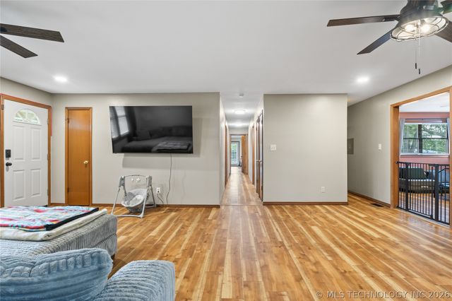 317 County Road 3022 Road, Bartlesville, OK 74003