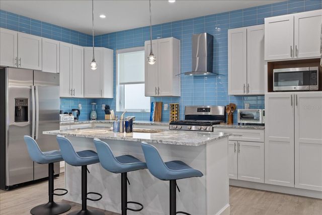 623 PETIT WAY, Largo, FL 33770