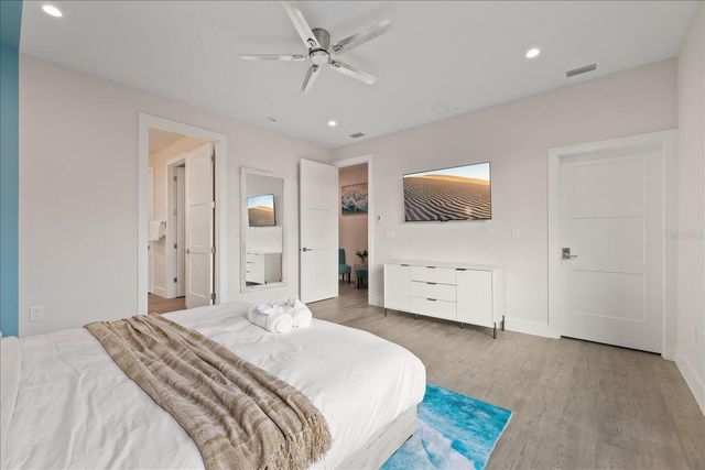 623 PETIT WAY, Largo, FL 33770