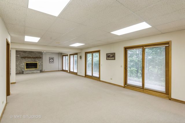 36W275 Oak Hill Drive, Dundee, IL 60118
