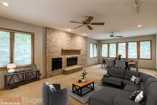 36W275 Oak Hill Drive, Dundee, IL 60118