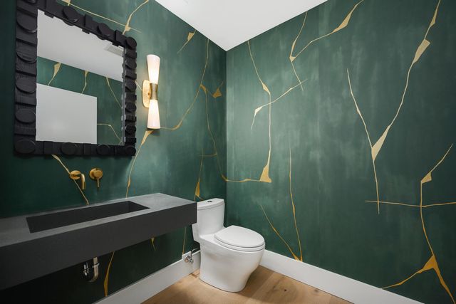 351 W Huron Street 4, Chicago, IL 60654