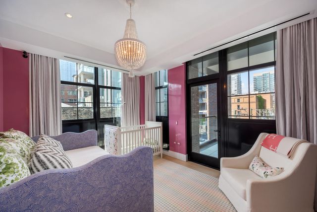 351 W Huron Street 4, Chicago, IL 60654