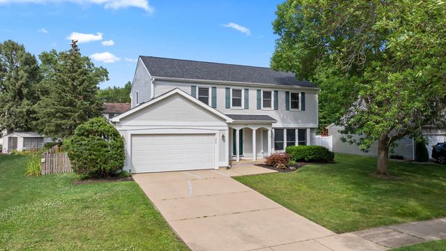 2158 Countryside Circle, Naperville, IL 60565