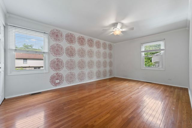 2158 Countryside Circle, Naperville, IL 60565