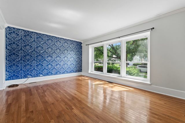2158 Countryside Circle, Naperville, IL 60565