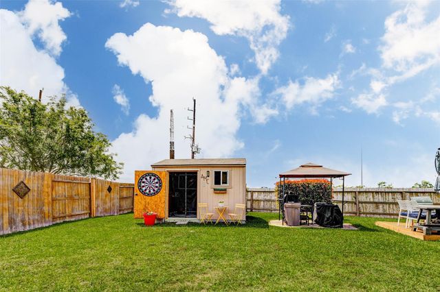 22315 Helen Springs Lane, Richmond, TX 77469