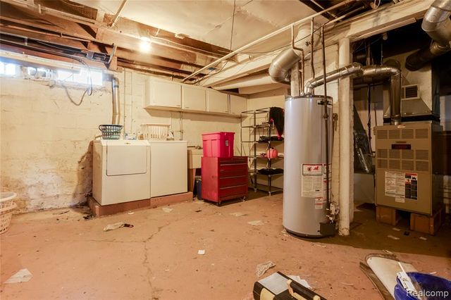 1319 Minnie Street, Port Huron, MI 48060