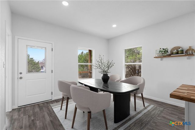 1234 Clearcreek Drive, Canyon Lake, TX 78133