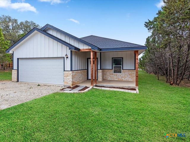 1234 Clearcreek Drive, Canyon Lake, TX 78133