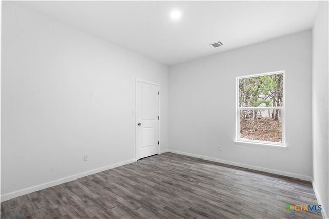 1234 Clearcreek Drive, Canyon Lake, TX 78133