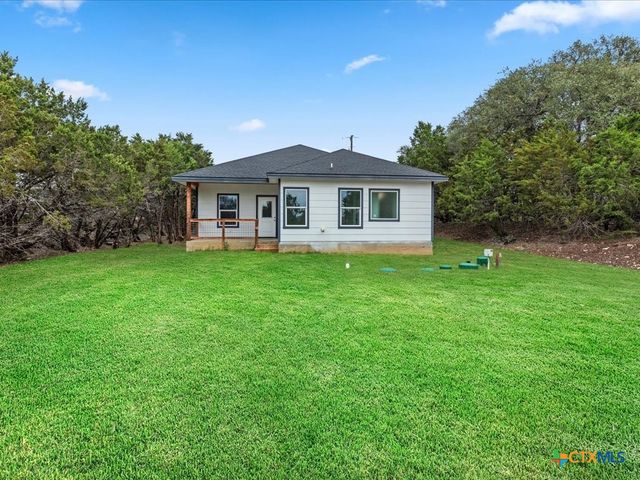 1234 Clearcreek Drive, Canyon Lake, TX 78133