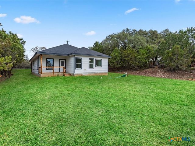 1234 Clearcreek Drive, Canyon Lake, TX 78133