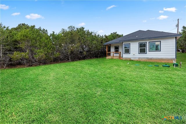 1234 Clearcreek Drive, Canyon Lake, TX 78133