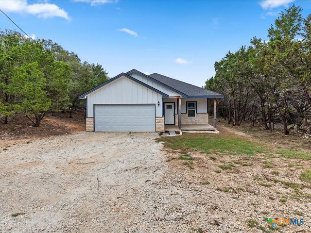 1234 Clearcreek Drive, Canyon Lake, TX 78133