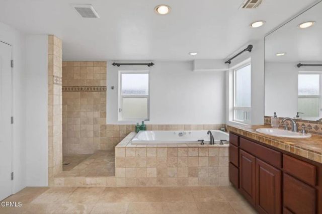 264 Hollywood Boulevard, Oxnard, CA 93035