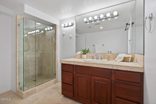 264 Hollywood Boulevard, Oxnard, CA 93035