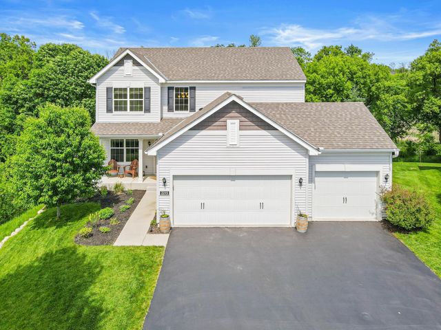 2215 Lake Circle, Victoria, MN 55386