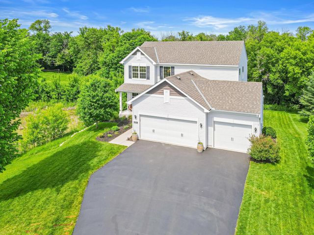 2215 Lake Circle, Victoria, MN 55386